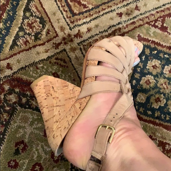 Cork Wedges by Stuart Weitzman - Picture 11 of 11